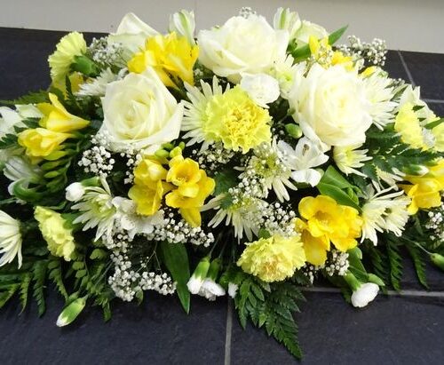 CFSA-0010- LKR 15,000- Chryshanthemum, Roses and Baby's breath Chrysanthemum, Roses and Baby's breath